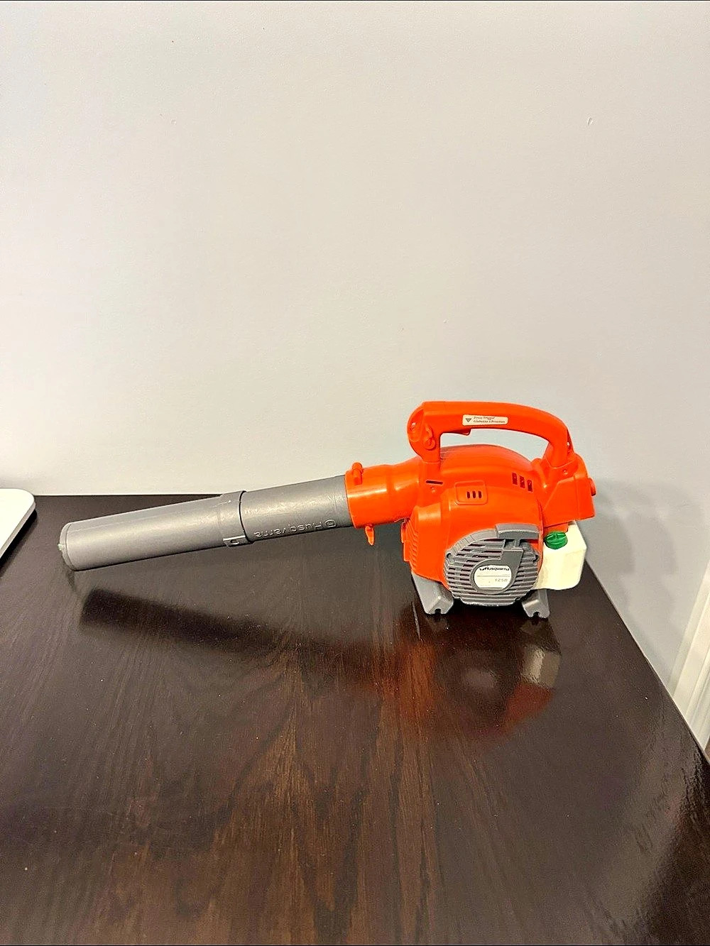 Husqvarna 125B Toy Leaf Blower Orange & Gray